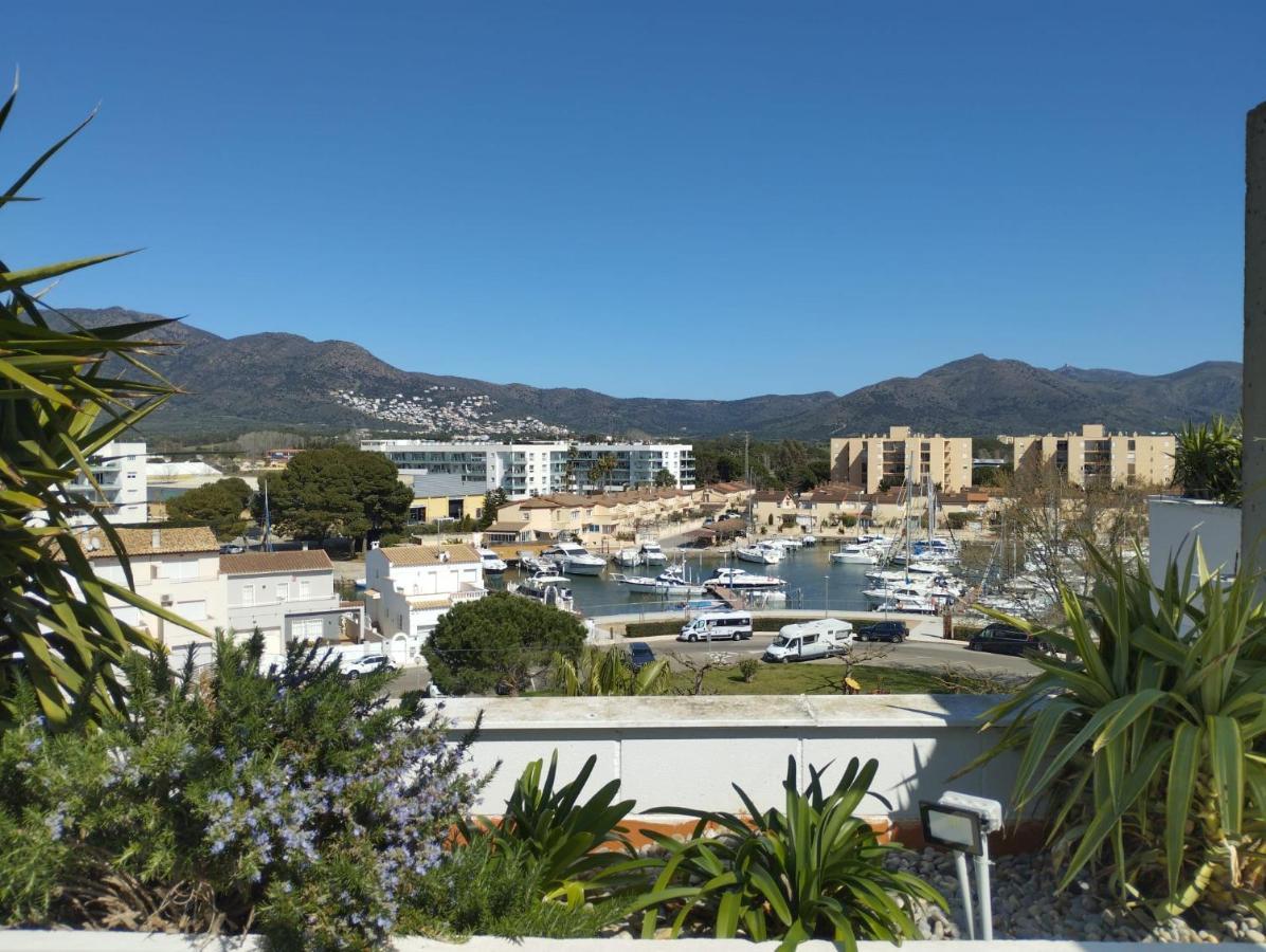Atico Of 3 Rooms, Total 130M² Just For You With A 60 M² Terrace, Swimming Pool, Mountain And Marina View. Rosas Exterior foto